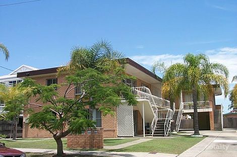 10 Madang Cres, Runaway Bay, QLD 4216