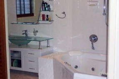 Property photo of 12 Noela Place Budgewoi NSW 2262