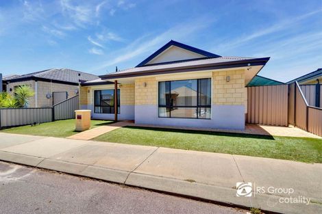 Property photo of 8 Montpellier Way Piara Waters WA 6112