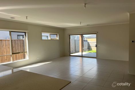 Property photo of 26 Ladder Road Clyde VIC 3978
