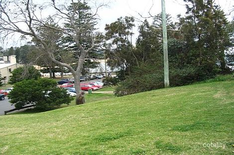 2a Cliff Ave, Avoca Beach, NSW 2251