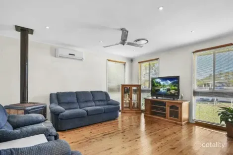 Property photo of 21 Lillas Place Minto NSW 2566