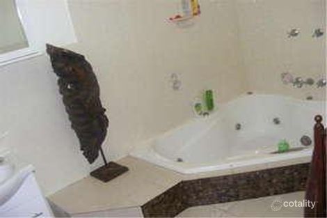 Property photo of 30 Douglas Road Rocklea QLD 4106