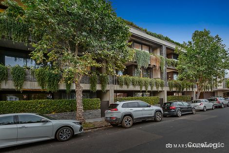 Property photo of 2/2 Pine Avenue Elwood VIC 3184