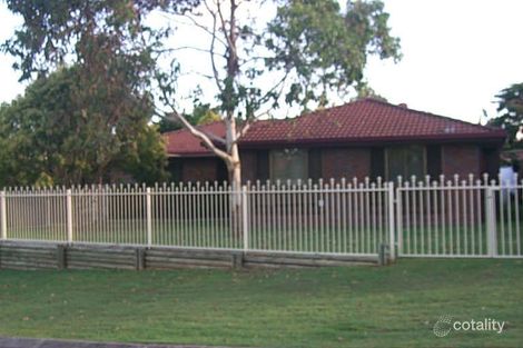 35 Dorachus Dr, Regents Park, QLD 4118