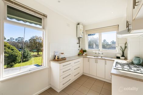 Property photo of 8/5 Willow Grove Canterbury VIC 3126