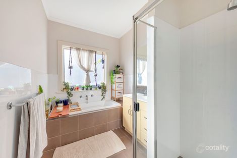 Property photo of 8 Gresham Place Mawson Lakes SA 5095