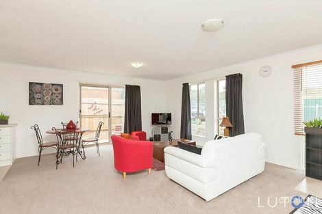 Property photo of 2 Phillipa Weeks Street Watson ACT 2602