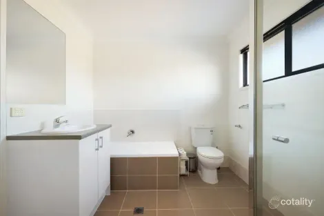 Property photo of 12 Debbie Way Nerang QLD 4211