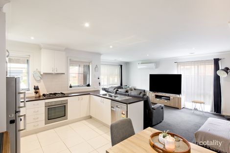 Property photo of 22 Yarra Park Drive Sebastopol VIC 3356
