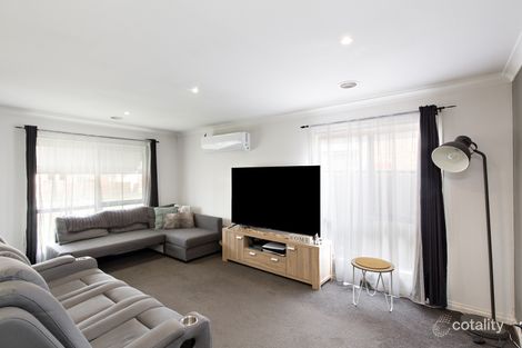 Property photo of 22 Yarra Park Drive Sebastopol VIC 3356