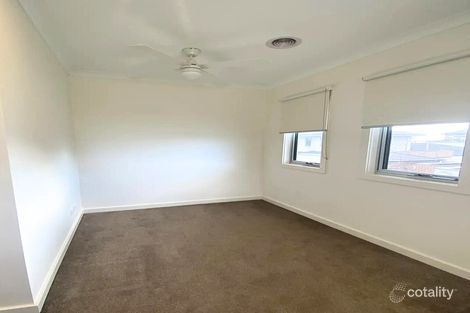 Property photo of 1 Phillip Close Lilydale VIC 3140