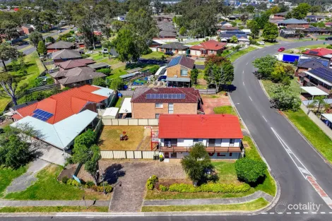 Property photo of 1 Stromeferry Crescent St Andrews NSW 2566