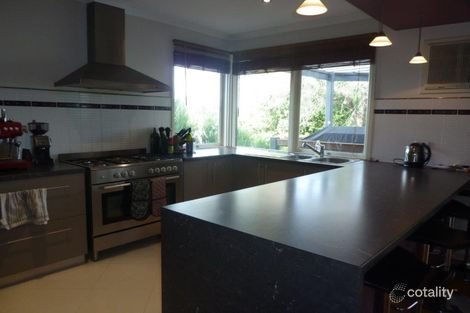 Property photo of 52 Roseman Road Chirnside Park VIC 3116