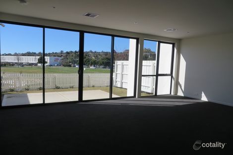 Property photo of 41 Belsay Chase Chirnside Park VIC 3116