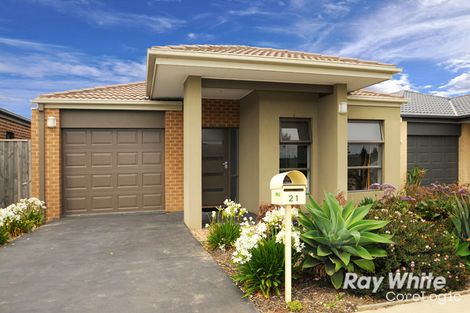 Property photo of 21 Autumn Fields Drive Cranbourne North VIC 3977