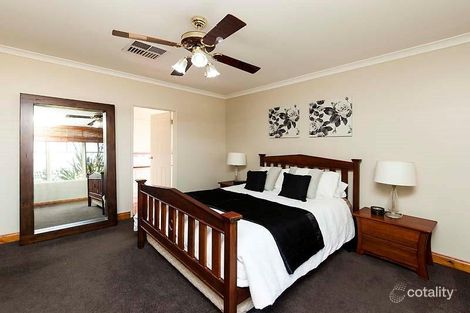 Property photo of 4 Ledden Court Success WA 6164