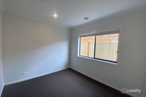 Property photo of 22 Skypac Street Weir Views VIC 3338