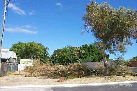 8 Featherstone Pl, Willagee, WA 6156