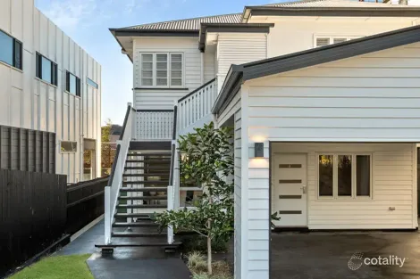 6a Fourth Ave, Scarborough, QLD 4020