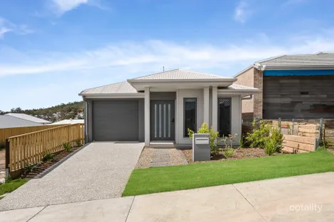 14 Teewah St, White Rock, QLD 4306