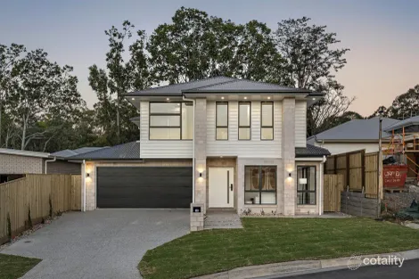 12 Darling Ct, Park Ridge, QLD 4125