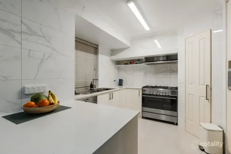 Property photo of 7 Damson Grove Armadale WA 6112