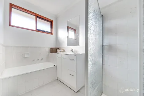 Property photo of 18 Glencairn Avenue Hallam VIC 3803