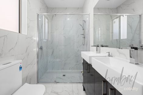 Property photo of 18 Stonecutter Crescent Wollert VIC 3750