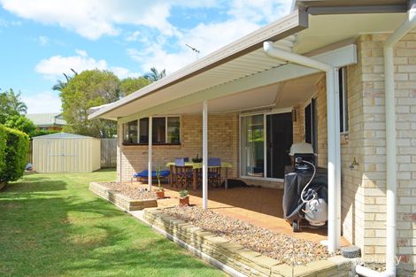 Property photo of 4 Bounty Court Bargara QLD 4670