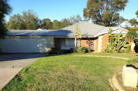 Property photo of 2 Pridmore Glen Clarkson WA 6030