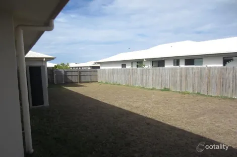 Property photo of 16 Epping Way Mount Low QLD 4818