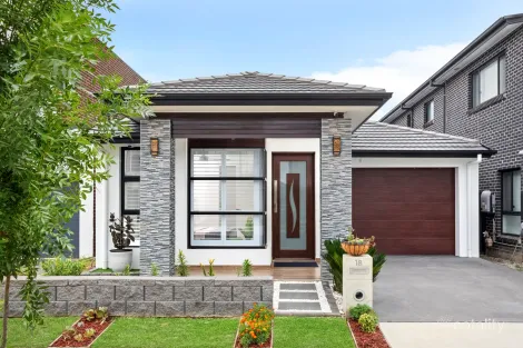 Property photo of 18 Firefly Street Nirimba Fields NSW 2763