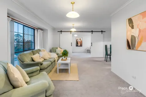 Property photo of 23 Brodick Street Carindale QLD 4152