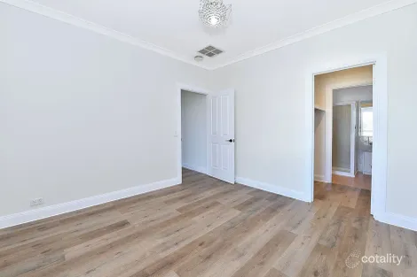 Property photo of 60 Hoffmans Road Essendon VIC 3040