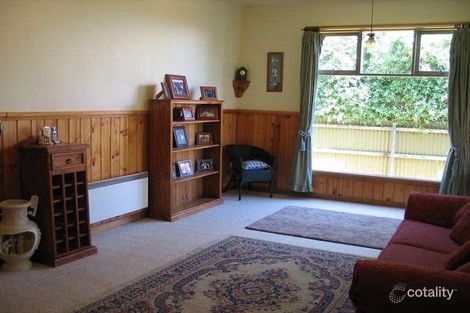 Property photo of 16 McLaughlin Street Colac VIC 3250