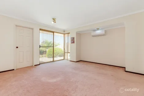 Property photo of 17 Ballybunion Crescent Connolly WA 6027