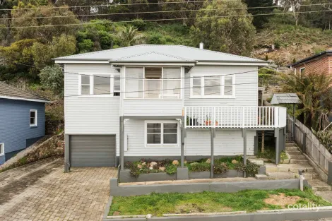 45 Bay St, Parklands, TAS 7320