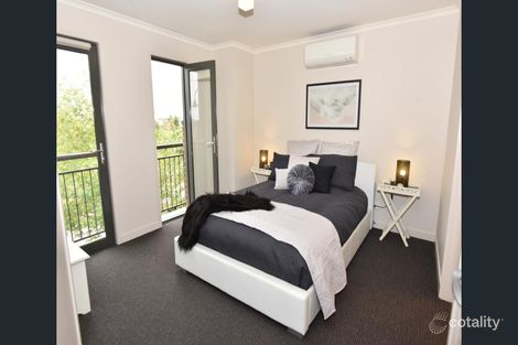 Property photo of 21 Willoby Drive Alfredton VIC 3350