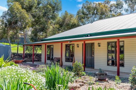 Property photo of 4 Mail Road Harrogate SA 5244