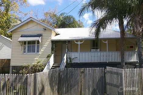 9 Overend St, Norman Park, QLD 4170