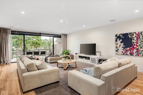 Property photo of 4 Makybe Walk Doncaster VIC 3108