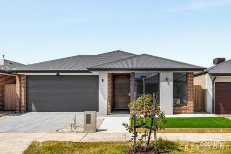 27 Wensleydale Dr, Rockbank, VIC 3335