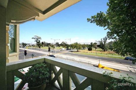 Property photo of 2/171 Fitzroy Street St Kilda VIC 3182