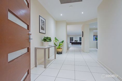 Property photo of 32 Figtree Place Wakerley QLD 4154