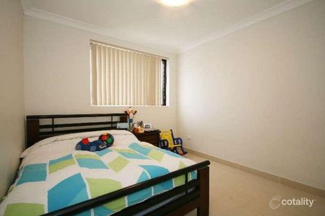 Property photo of 106 Juno Parade Greenacre NSW 2190