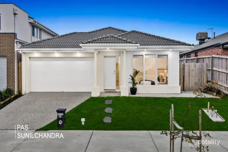 51 Hedgevale Dr, Officer, VIC 3809