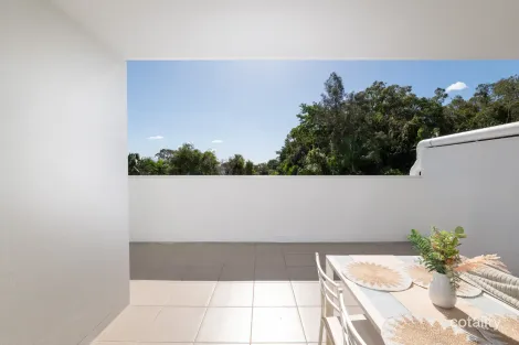 3205/3 Emporio Pl, Maroochydore, QLD 4558