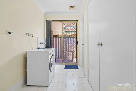 Property photo of 2/3 Midgley Street Lathlain WA 6100