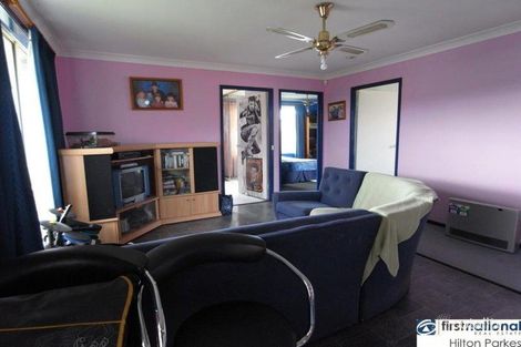 Property photo of 16 Waring Crescent Plumpton NSW 2761